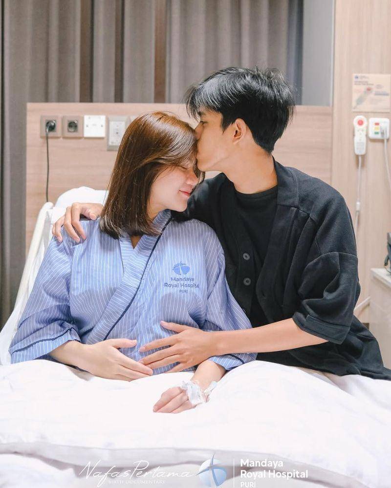 Instagram.com/ewkharis